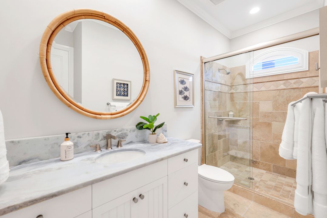 273 Egret Ave, Naples, FL 34108