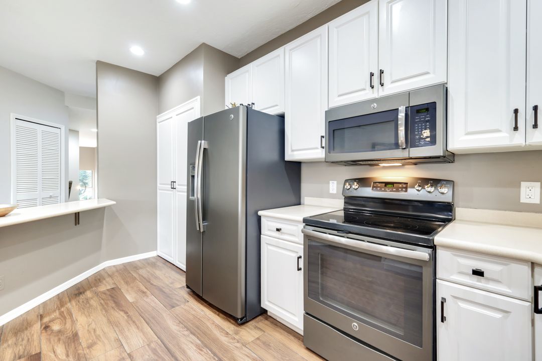 11412 Quail Village Way #202, Naples, FL 34119