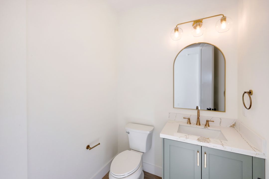 7 Sunflower Dr, Placida, FL 33946