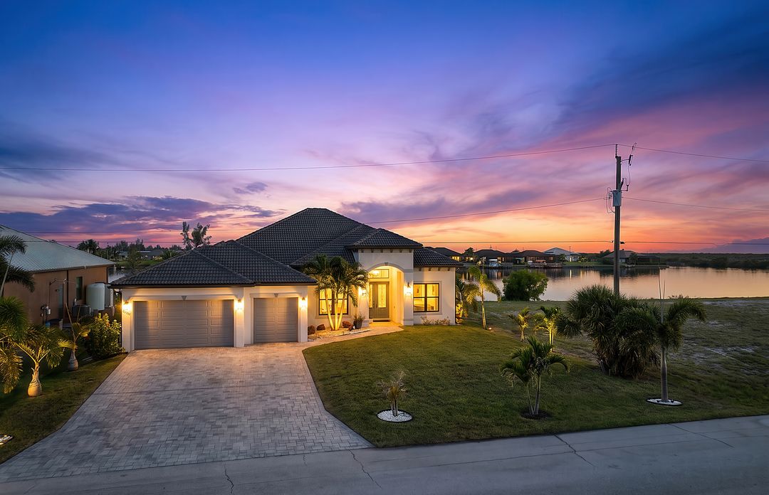 4612 NW 33rd Terrace, Cape Coral, FL 33993
