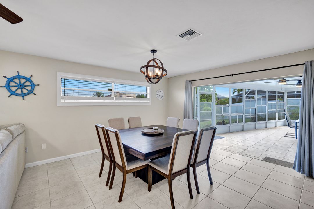 2033 SE 27th Terrace, Cape Coral, FL 33904