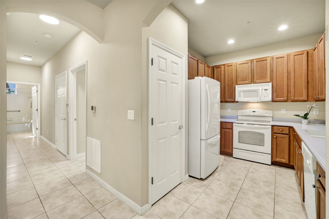 14685 Cranberry Ct #2004, Naples, FL 34114