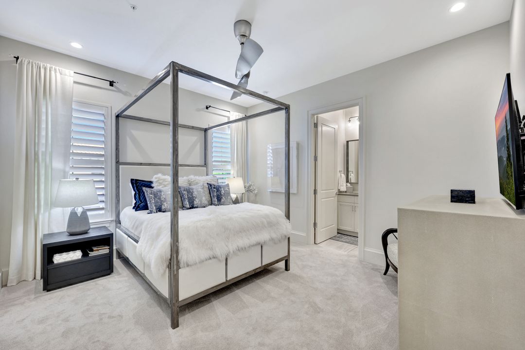 16350 Corsica Way #202, Naples, FL 34110