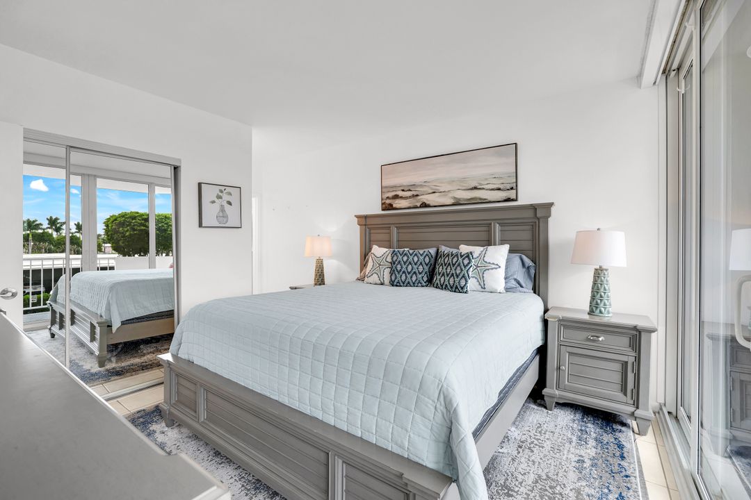 140 Seaview Ct #204S, Marco Island, FL 34145