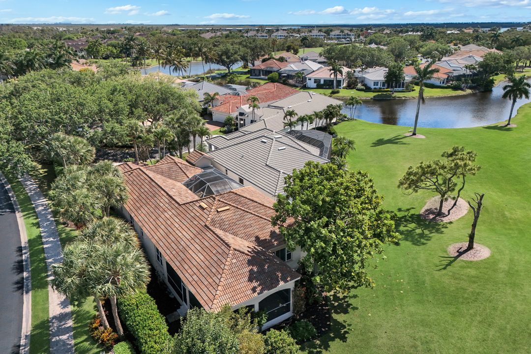 4959 Bollard Ct, Naples, FL 34112