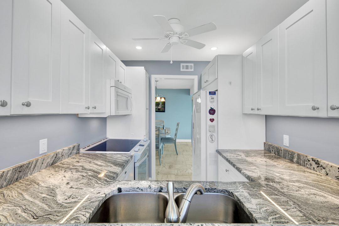 3200 Gulf Shore Blvd N #401, Naples, FL 34103