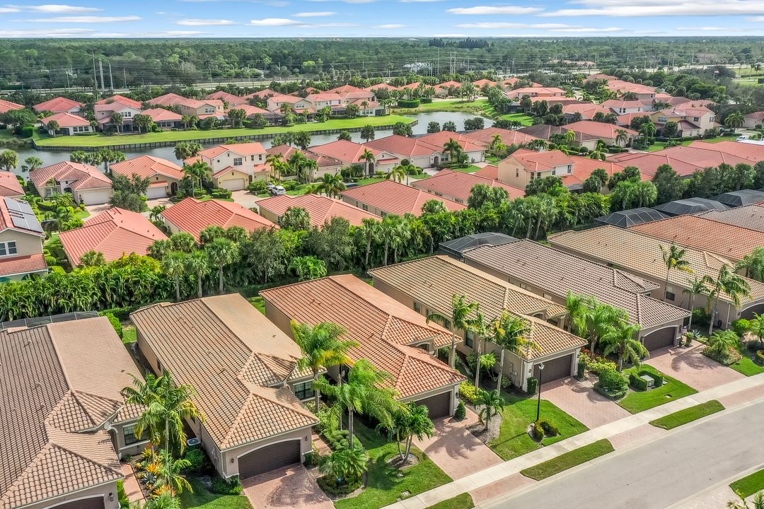 13644 Mandarin Cir, Naples, FL 34109