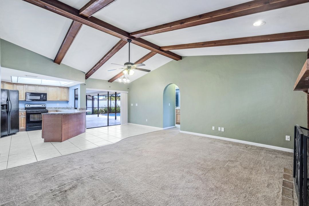 1925 SE 9th Terrace, Cape Coral, FL 33990