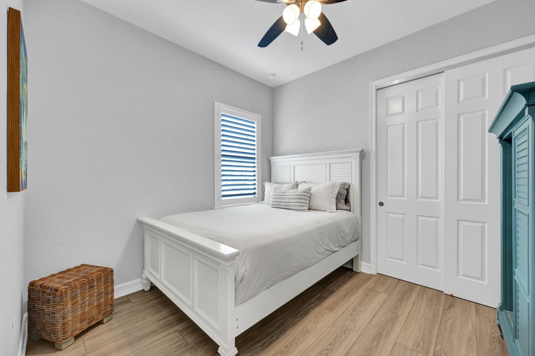 28613 Lisburn Ct, Bonita Springs, FL 34135