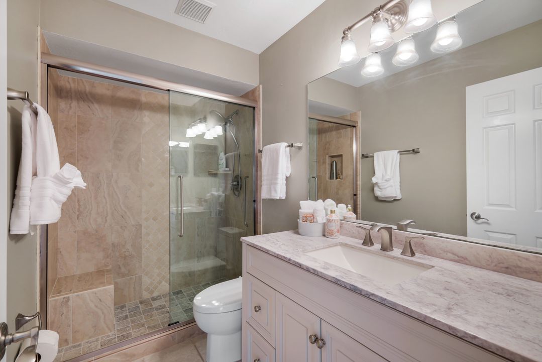 172 Sabal Lake Dr, Naples, FL 34104