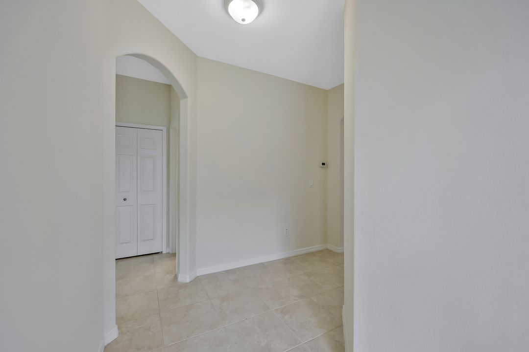 13778 Cleto Dr, Estero, FL 33928