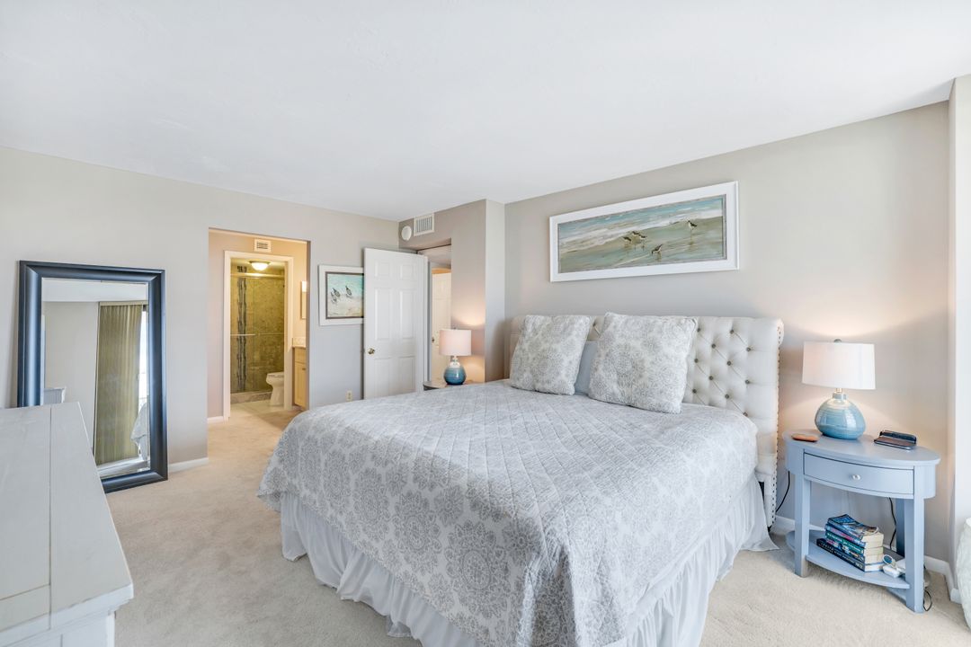 260 Seaview Ct #1-407, Marco Island, FL 34145
