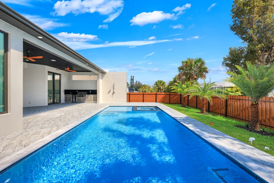 3606 SW 3rd St, Cape Coral, FL 33991