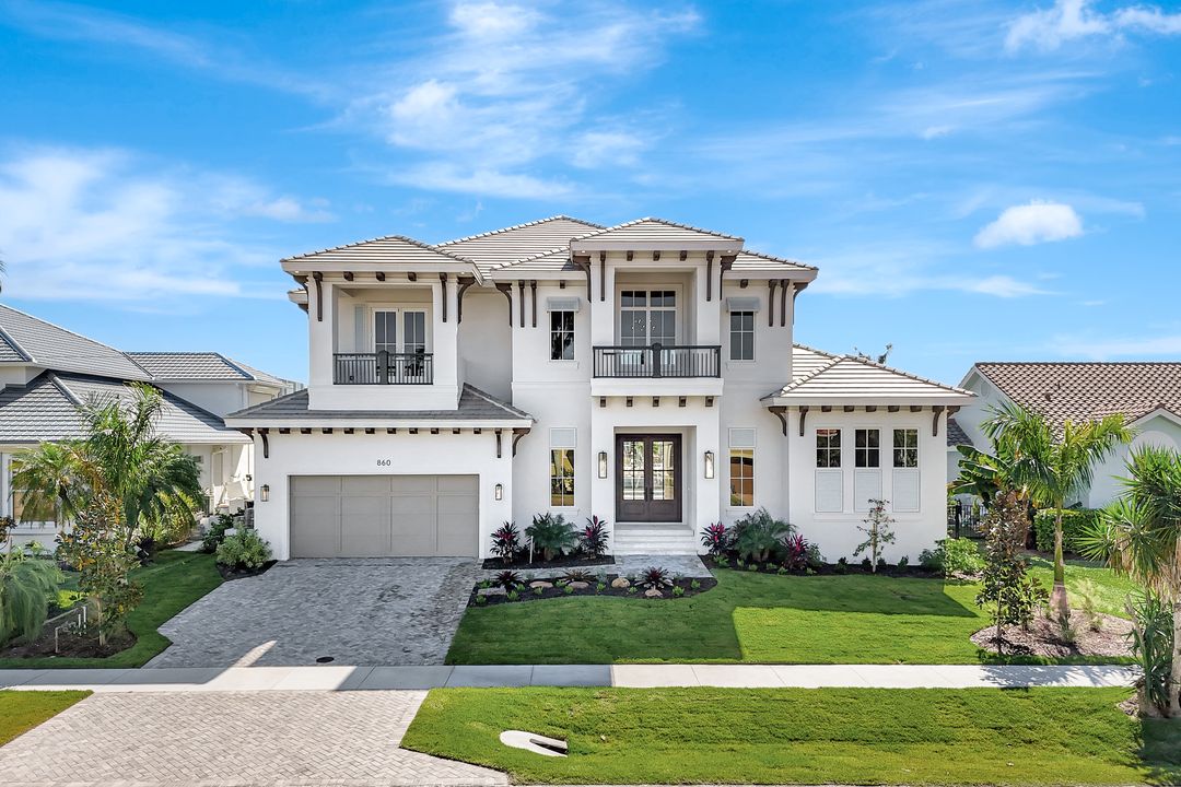 860 Banyan Ct, Marco Island, FL 34145