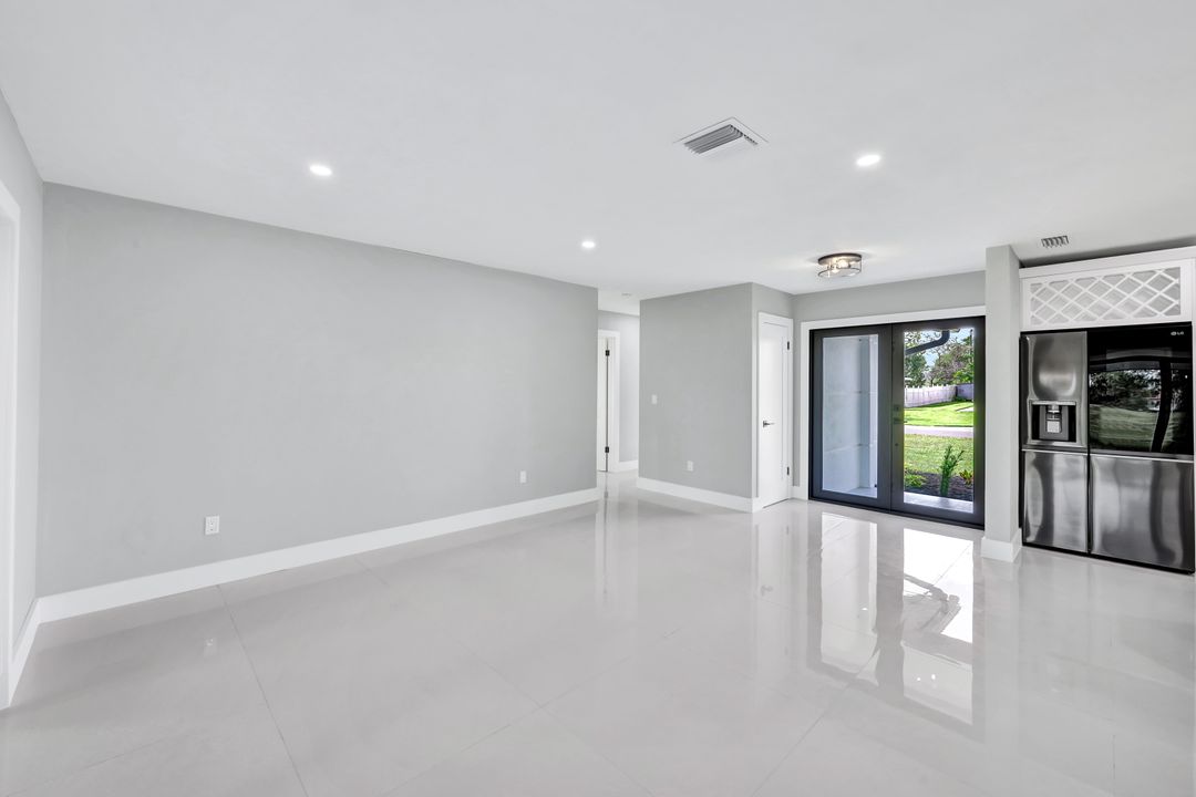 4173 29th Pl SW, Naples, FL 34116