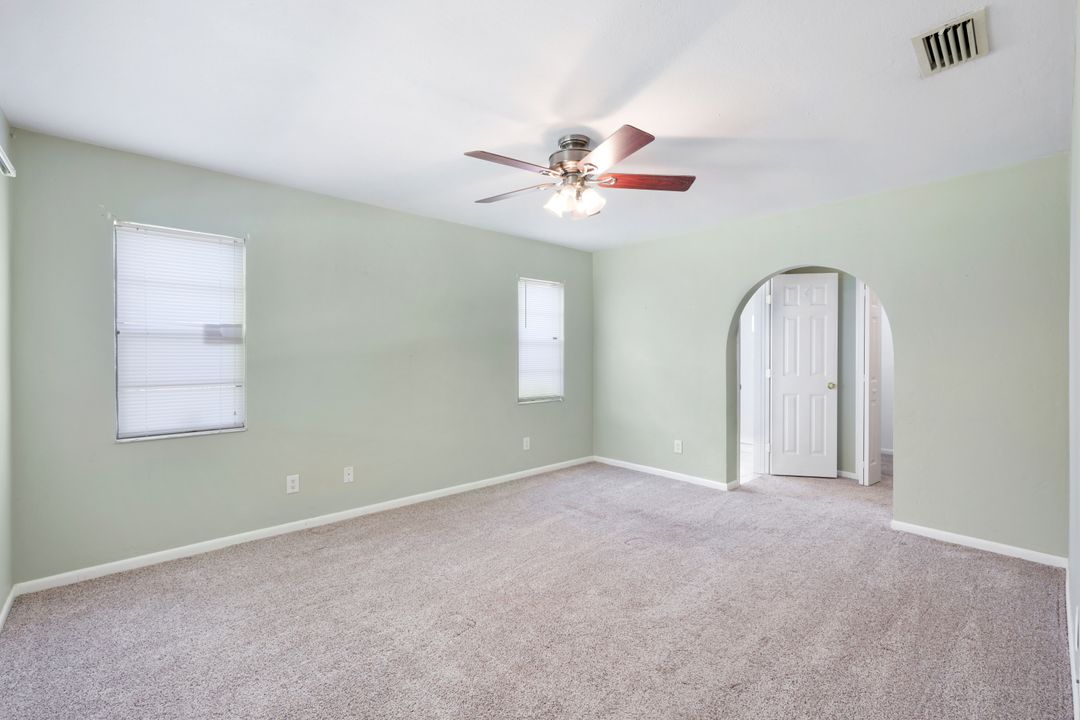 4530 Vincennes Blvd, Cape Coral, FL 33904