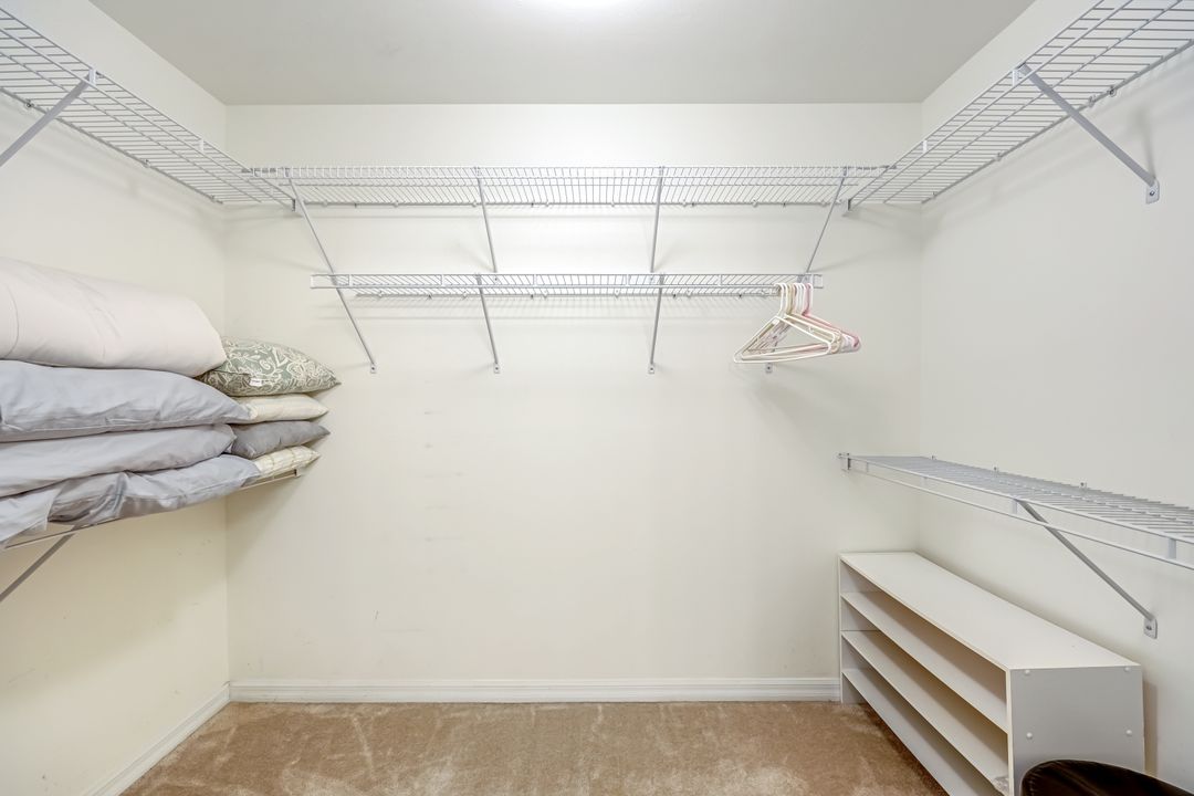 1375 Henley St #402, Naples, FL 34105