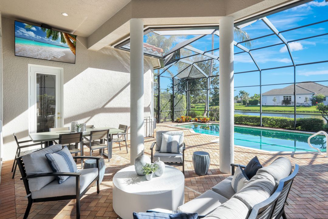 8980 Cherry Oaks Tr, Naples, FL 34114