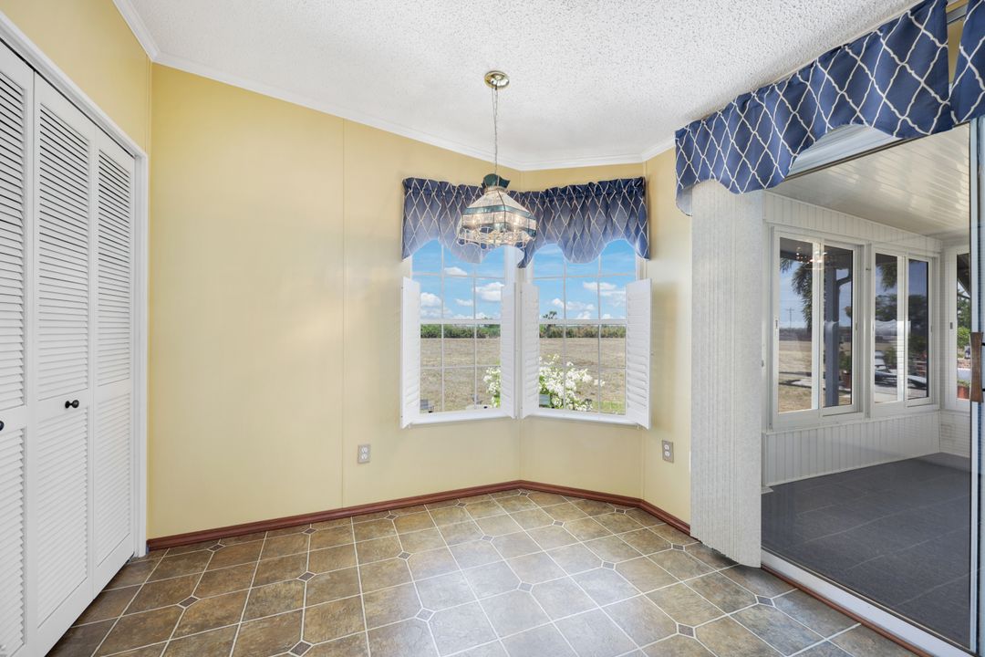 433 Rainbow Dr, North Fort Myers, FL 33903