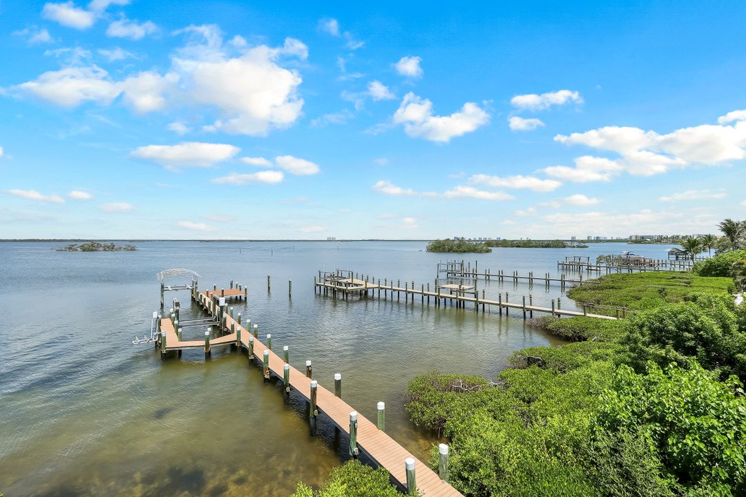 21421 Widgeon Terrace, Fort Myers Beach, FL 33931