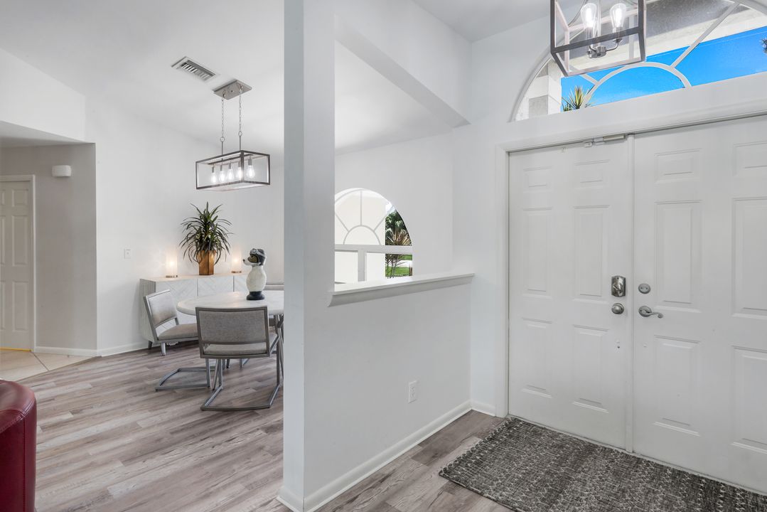 2526 SE 19th Pl, Cape Coral, FL 33904