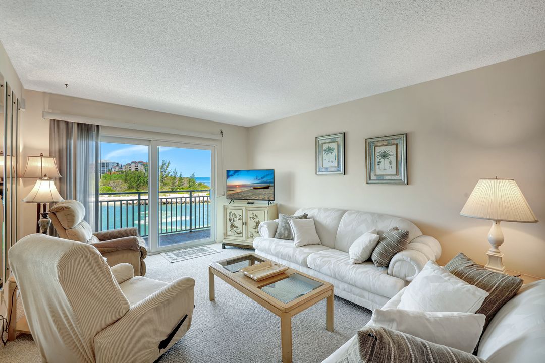 1206 Edington Pl #D-304, Marco Island, FL 34145