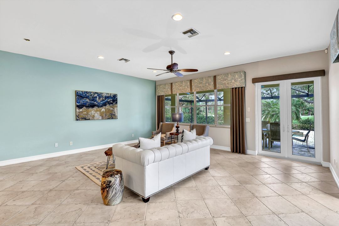 10513 Bellagio Dr, Fort Myers, FL 33913
