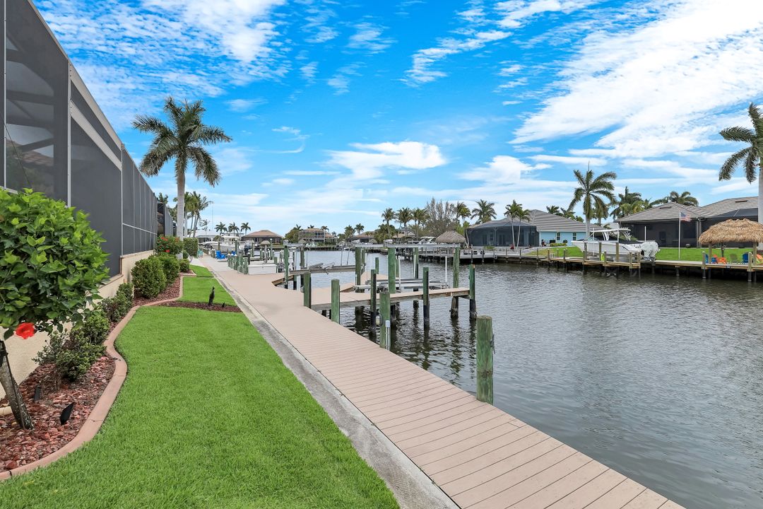 5521 Harbour Preserve Cir, Cape Coral, FL 33914