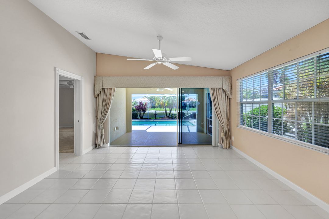 3142 Andorra Ct, Naples, FL 34109