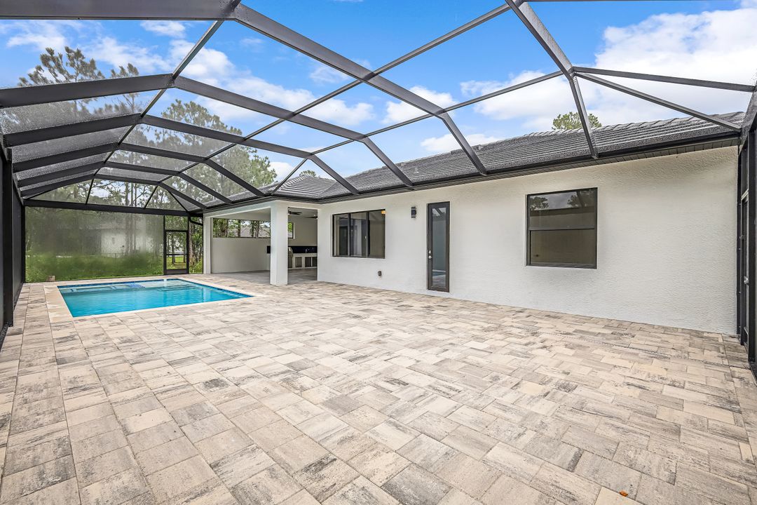 2840 Golden Gate Blvd W, Naples, FL 34120