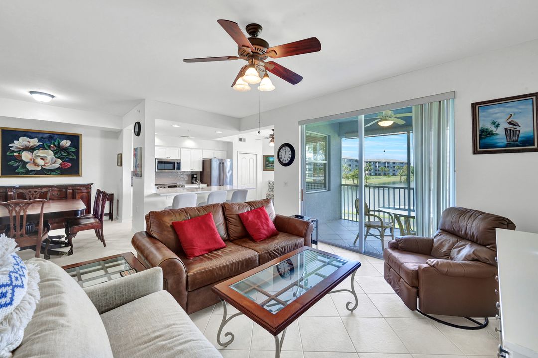16615 Lake Cir Dr #427, Fort Myers, FL 33908