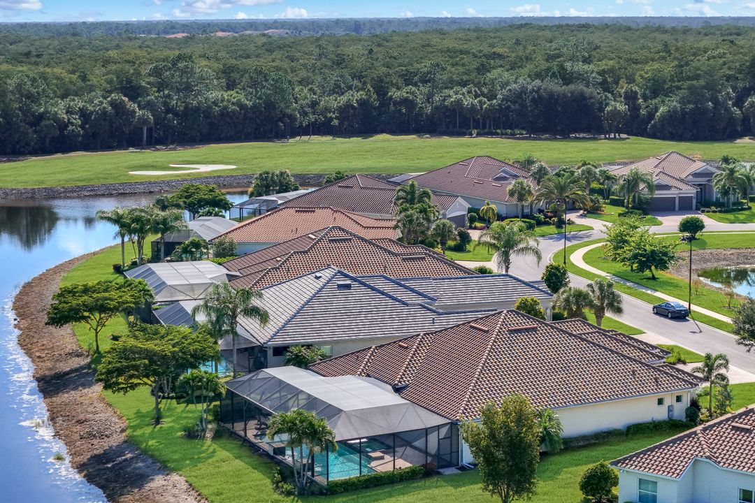 9238 Ores Cir, Naples, FL 34120