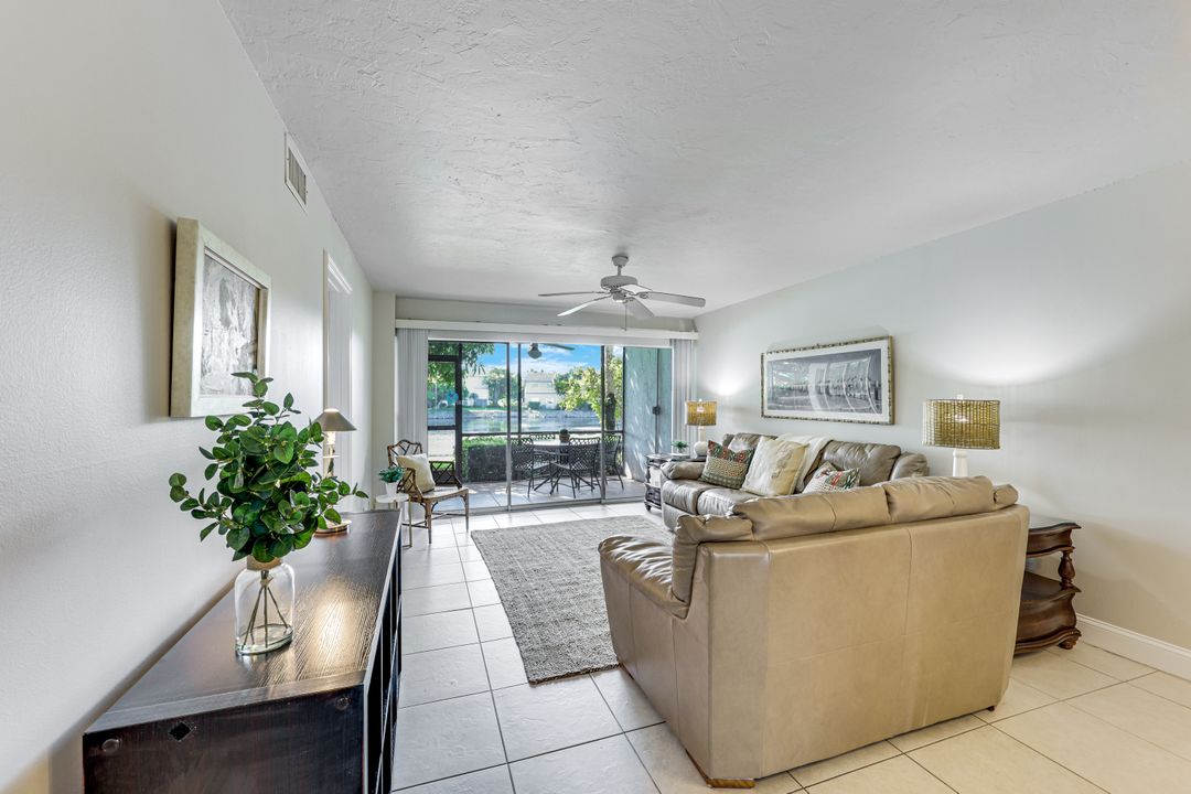 3030 Binnacle Dr #101, Naples, FL 34103