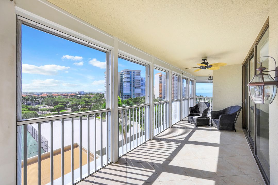 4401 Gulf Shore Blvd N #708, Naples, FL 34103