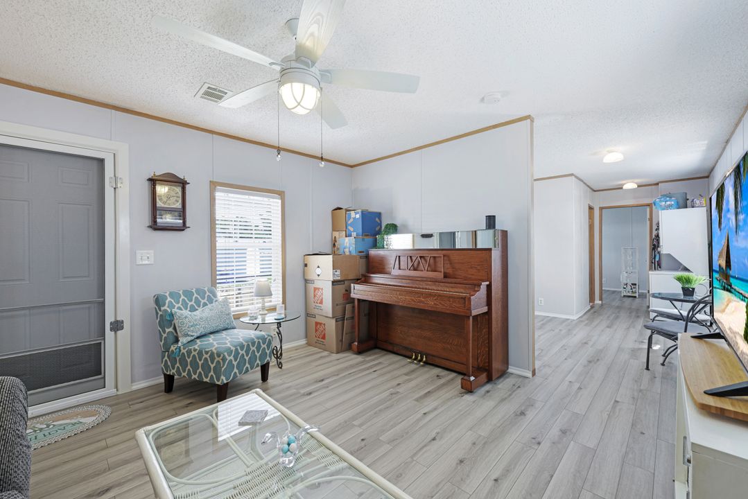 12151 Cypress Dr, Fort Myers, FL 33908