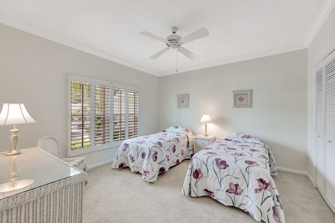 5929 Chanteclair Dr #8, Naples, FL 34108