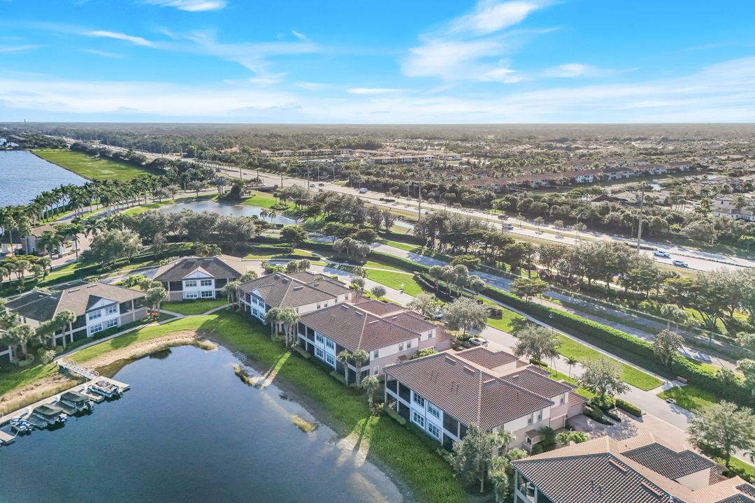 8783 Coastline Ct #202, Naples, FL 34120