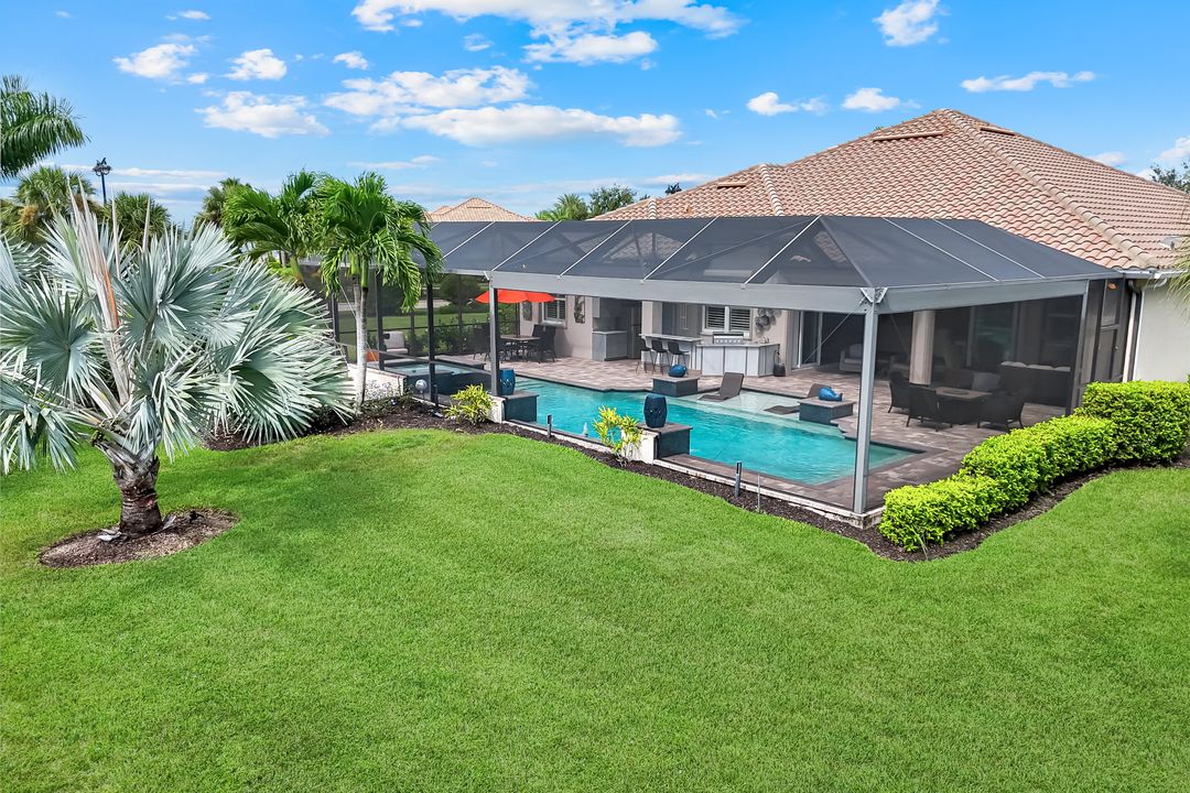 9180 Ores Cir, Naples, FL 34120
