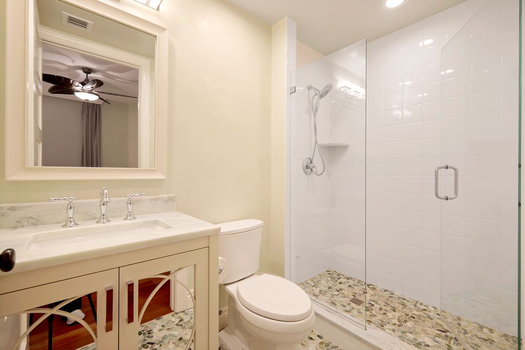 295 Grande Way #1004, Naples, FL 34110