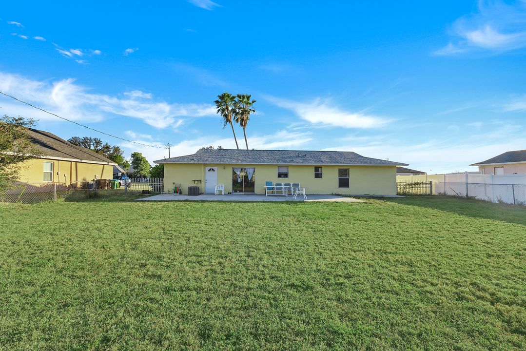 705 SW 27th Terrace, Cape Coral, FL 33914
