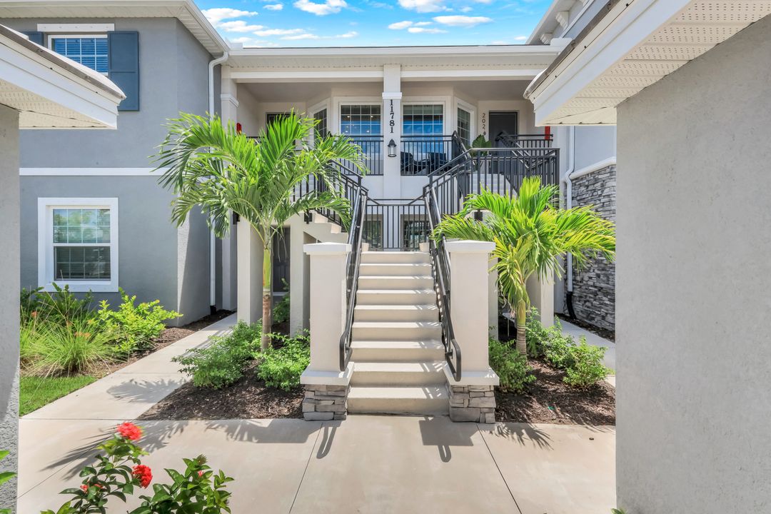 11781 Venetian Lagoon Dr #201, Fort Myers, FL 33913