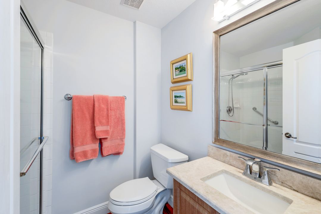 1343 Old Oak Ln, Naples, FL 34110