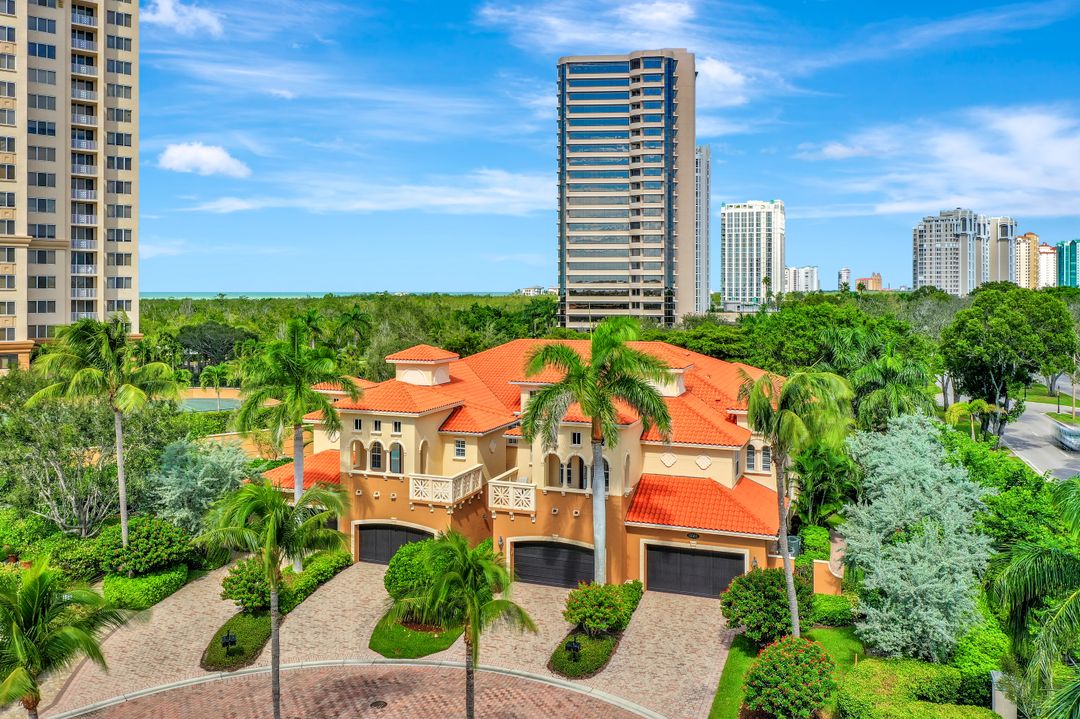 6501 Crown Colony Pl #102, Naples, FL 34108