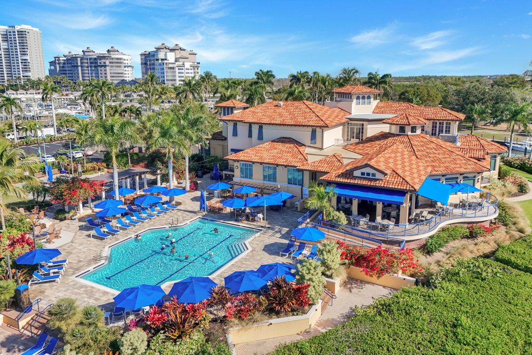 13665 Vanderbilt Dr #301, Naples, FL 34110