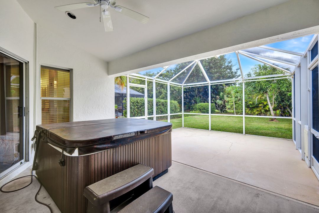 6643 Craven Hill Way, Naples, FL 34104