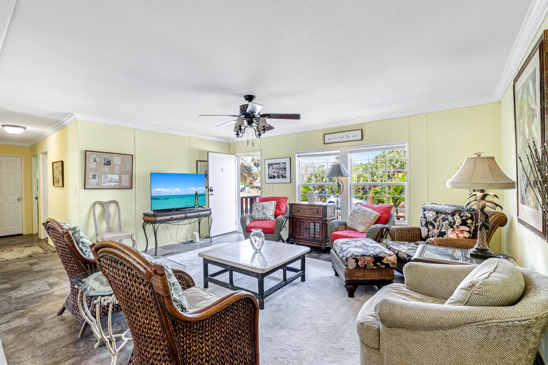 610 Sunset Dr, Marco Island, FL 34145