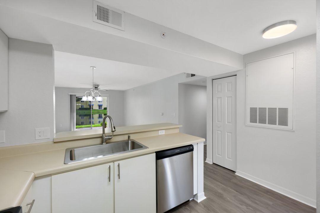 8298 Key Royal Ln #415, Naples, FL 34119