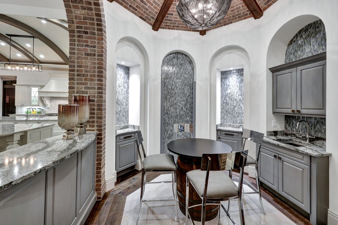 16725 Prato Way, Naples, FL 34110