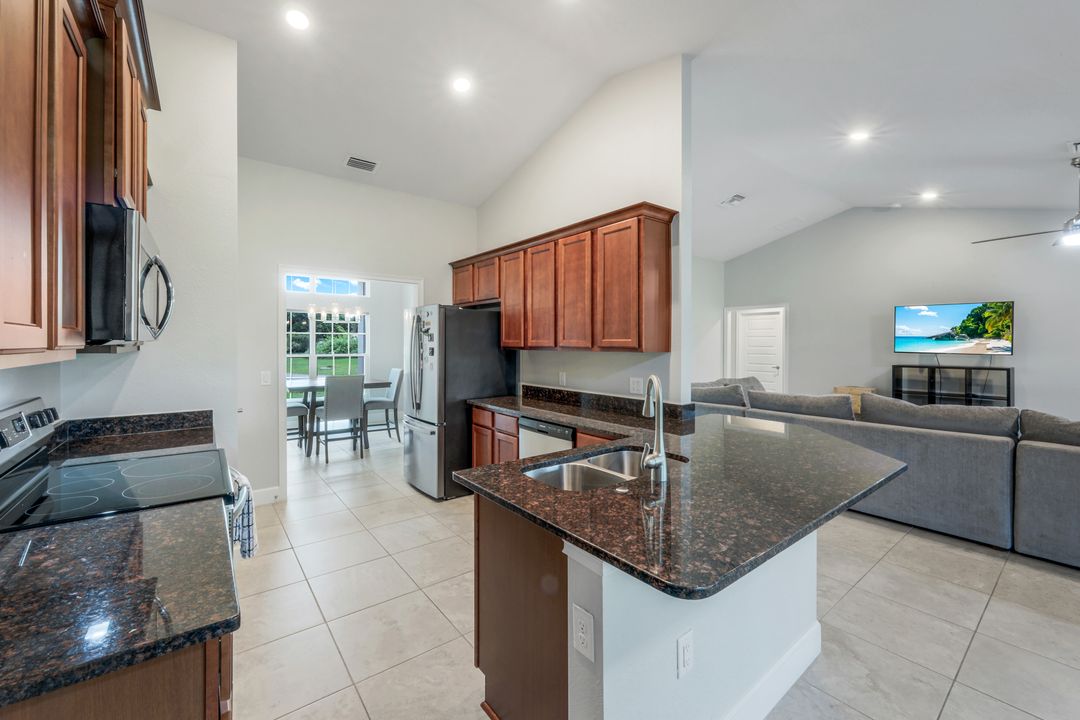 3457 NE 18th Pl, Cape Coral, FL 33909