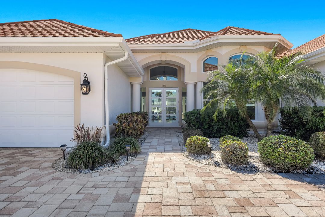 1524 SW 56th Terrace, Cape Coral, FL 33914